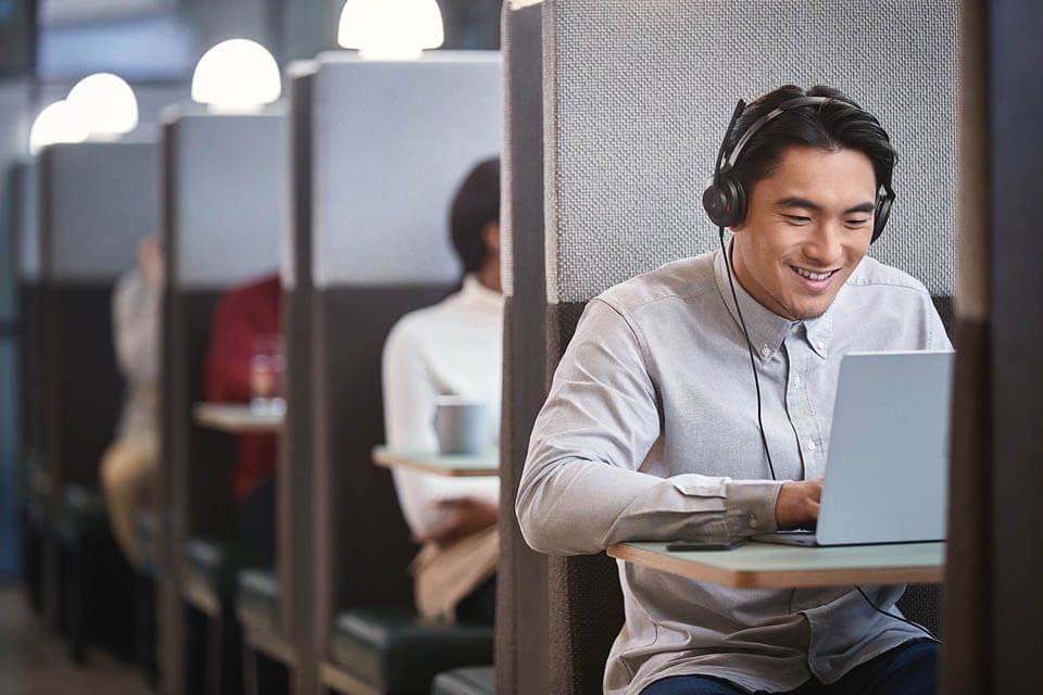 Jabra Evolve2 30 SE Wired USB-C/A UC Stereo Dual Headset, Lightweight & Durable, Noise Isolating Ear Cushions, Plug-and-